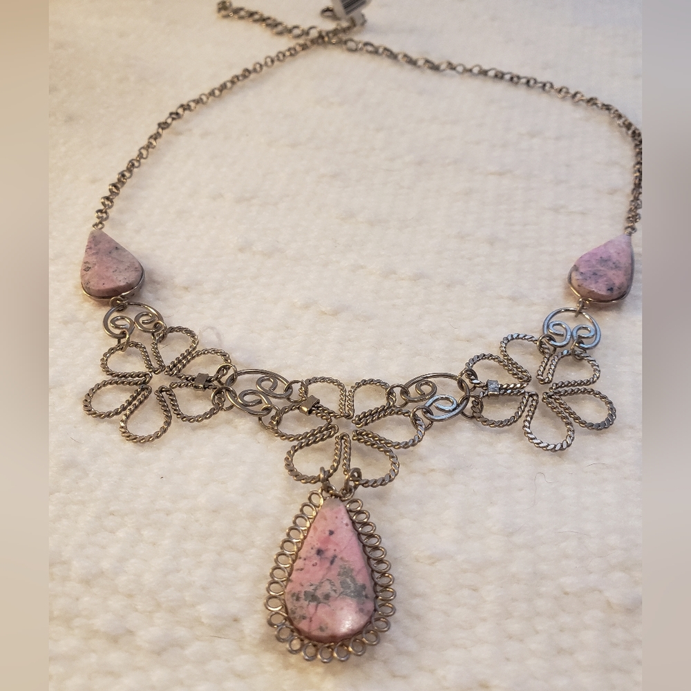 Peruvian Rhodonite Necklace - Picture 7 of 7